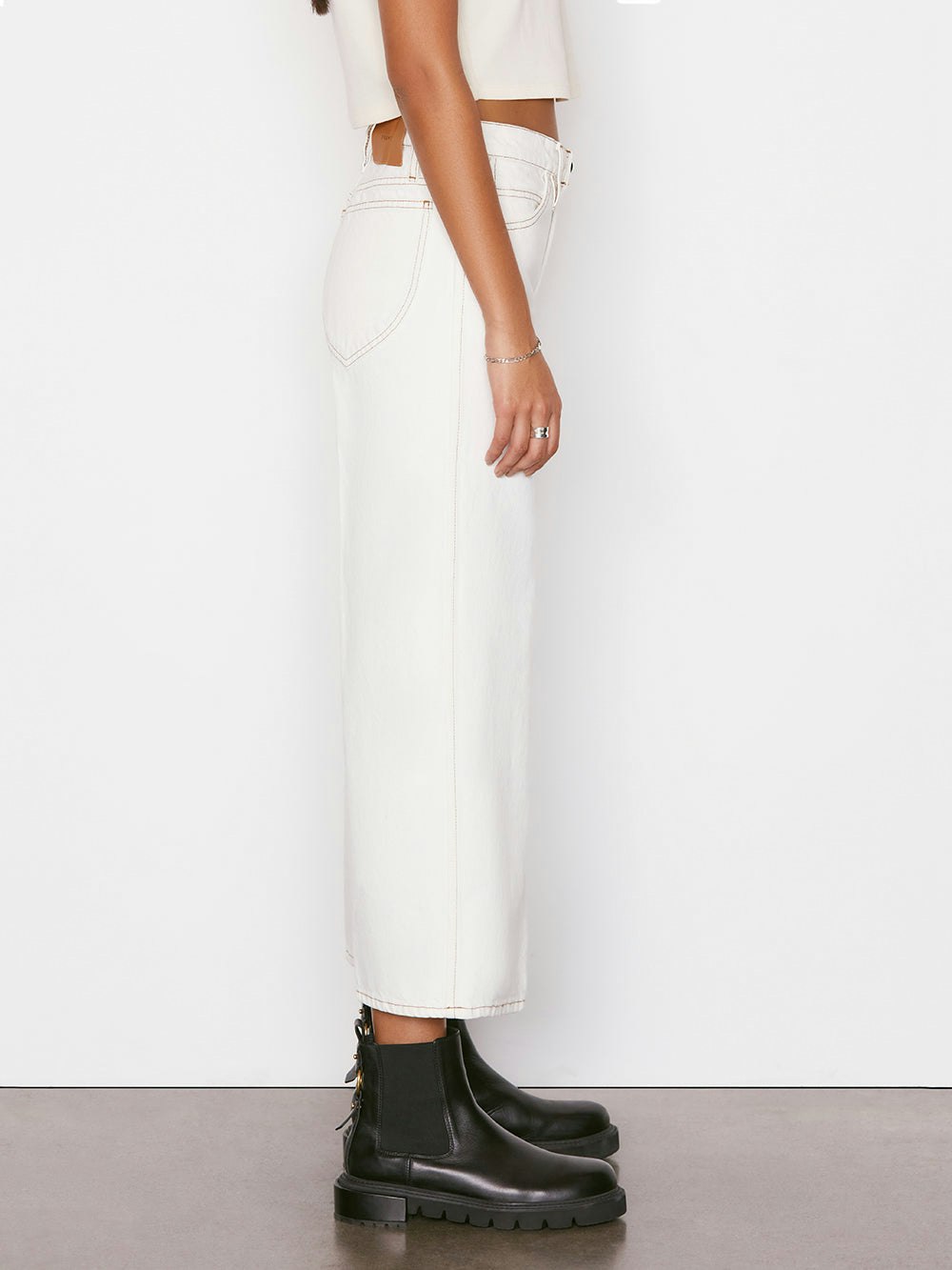 Le Italien Wide Crop -- Blanc